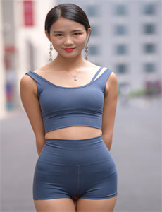 《爱的三人行》