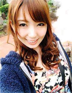 《真田蕾拉》