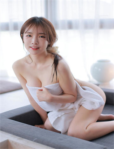 《军鸡剧情》