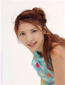《村井杏奈》